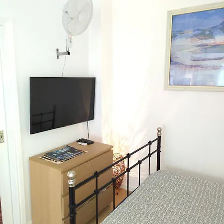 Apartament Promenade With Sea View Yr1 *