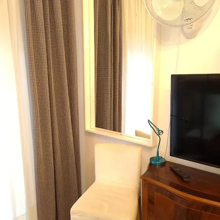 Apartament Promenade With Sea View Yr1