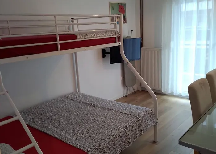 Promenade With Sea View Yr1 *